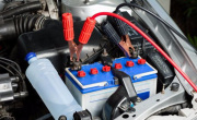 汽车蓄电池需要怎样维护保养?