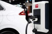 补贴政策滑坡，能链旗下快电以充电生态促进新能源汽车增长